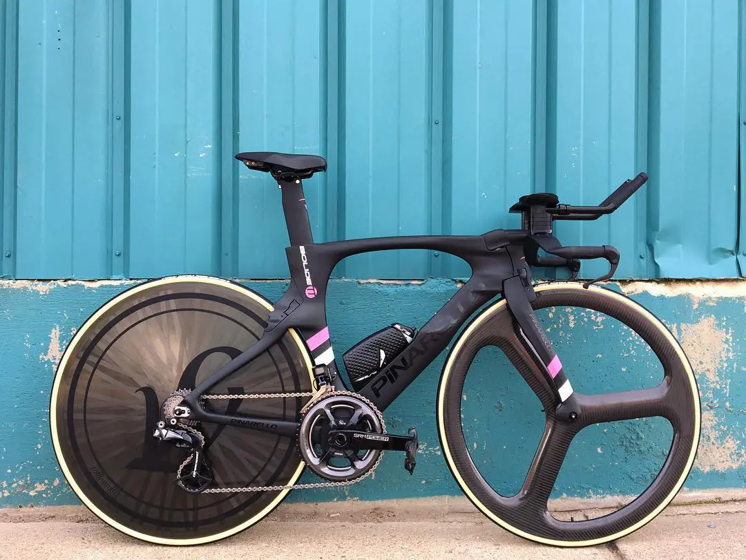 Vélo PINARELLO de Contre La Montre (CLM)