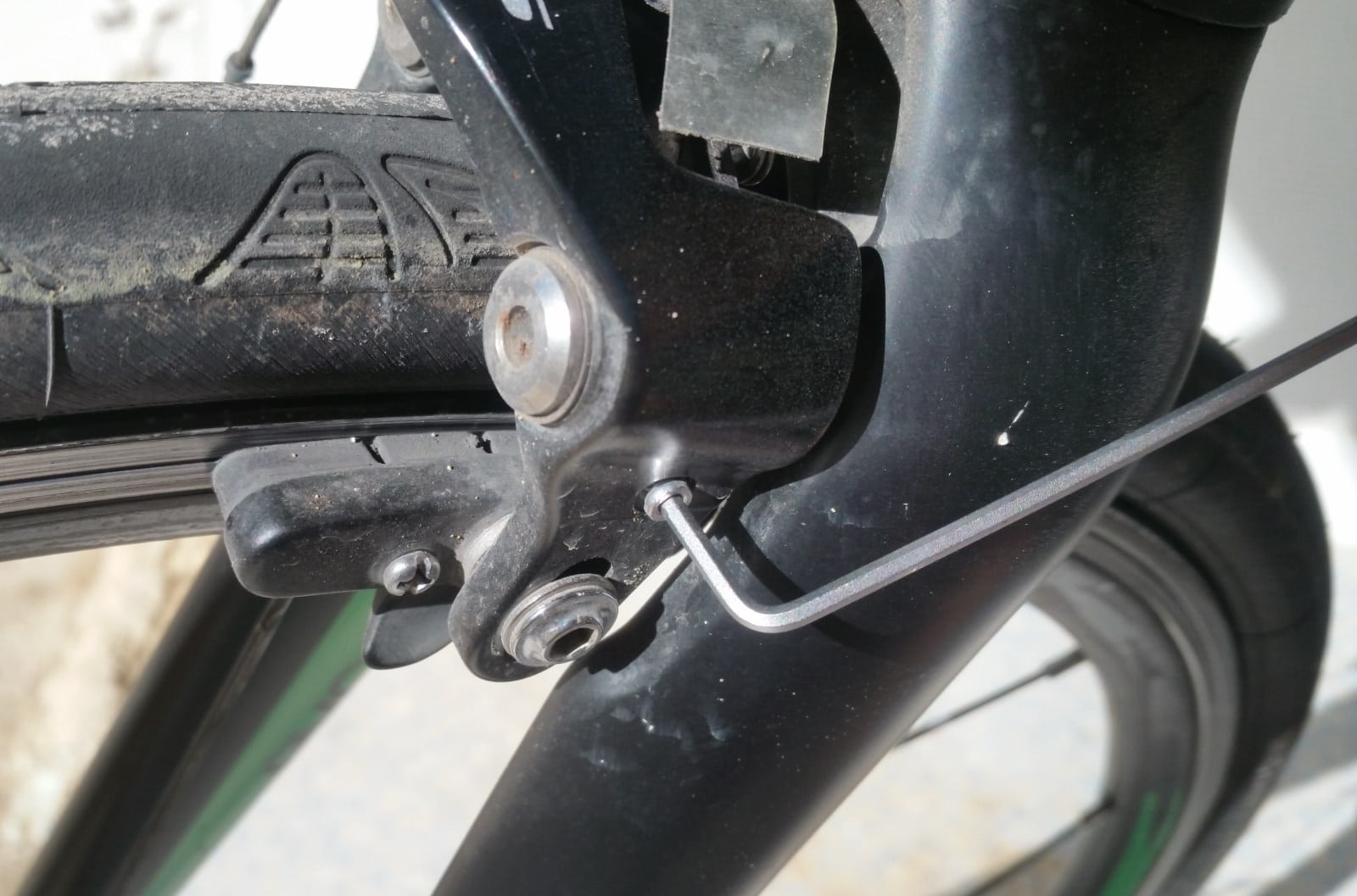 Comment changer un patin de frein sur son vélo facilement