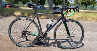 Présentation de mon vélo B’Twin Ultra AF Mon vélo B'Twin Ultra AF 700