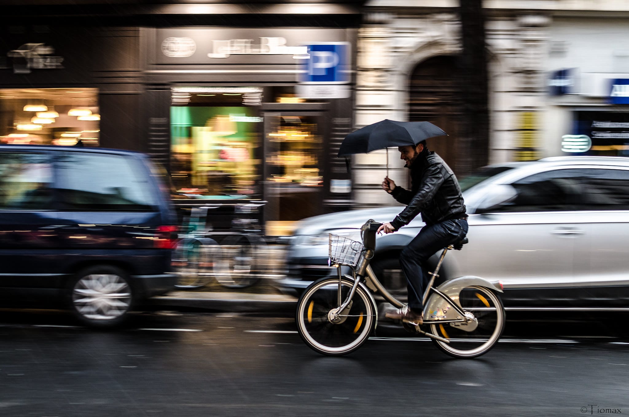 Quel équipement cycliste pour se protéger de la pluie à vélo ?