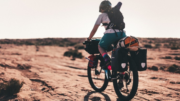 Remorque cyclotourisme Bob Yak, pour vélo ou tandem avec roue de 26 pouces