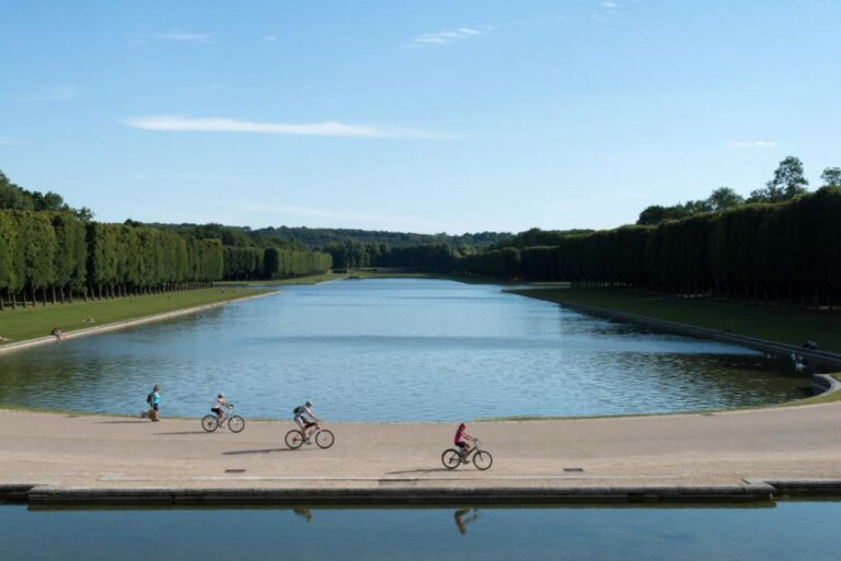 vélo dans les jardins de Versailles