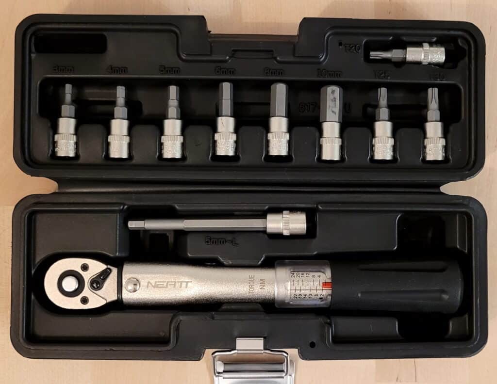 Boite outil vélo Clé Dynamométrique 1/4'' Neatt Set 2-24Nm