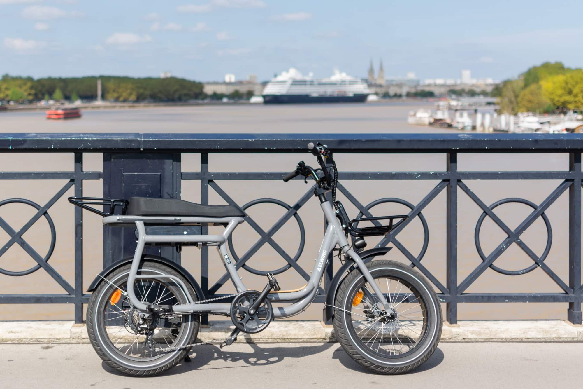 Le meilleur vélo électrique biplace, cargo et compact Elwing Yuvy 2