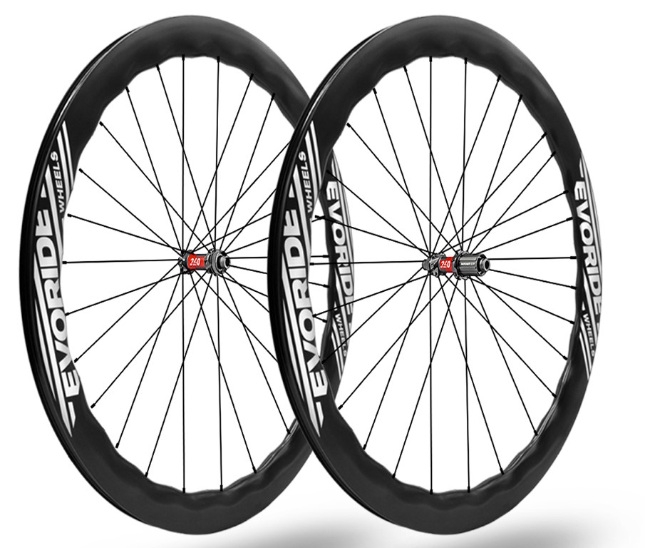 Une paire de roues EvoRide de 50 mm profilée