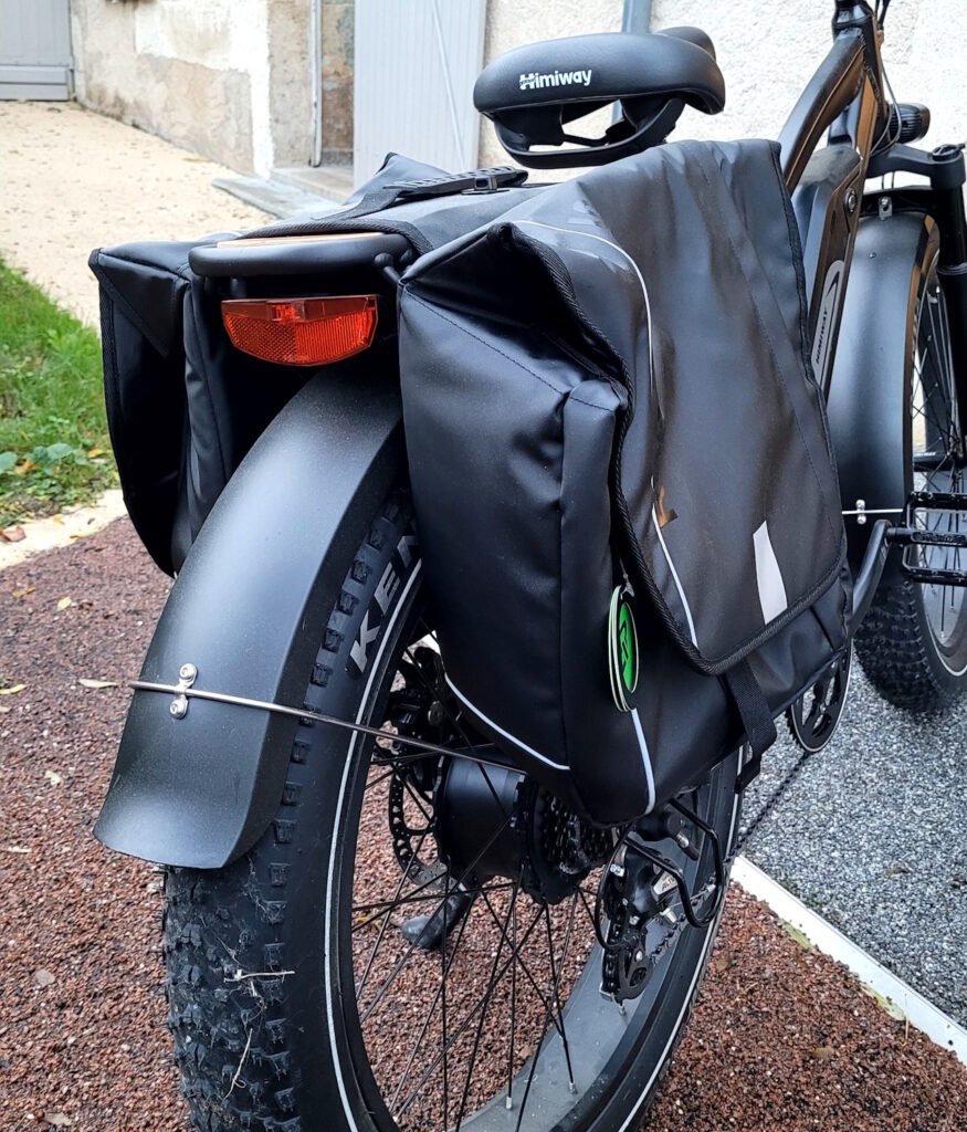 Paire de sacoche installée sur le Cruiser