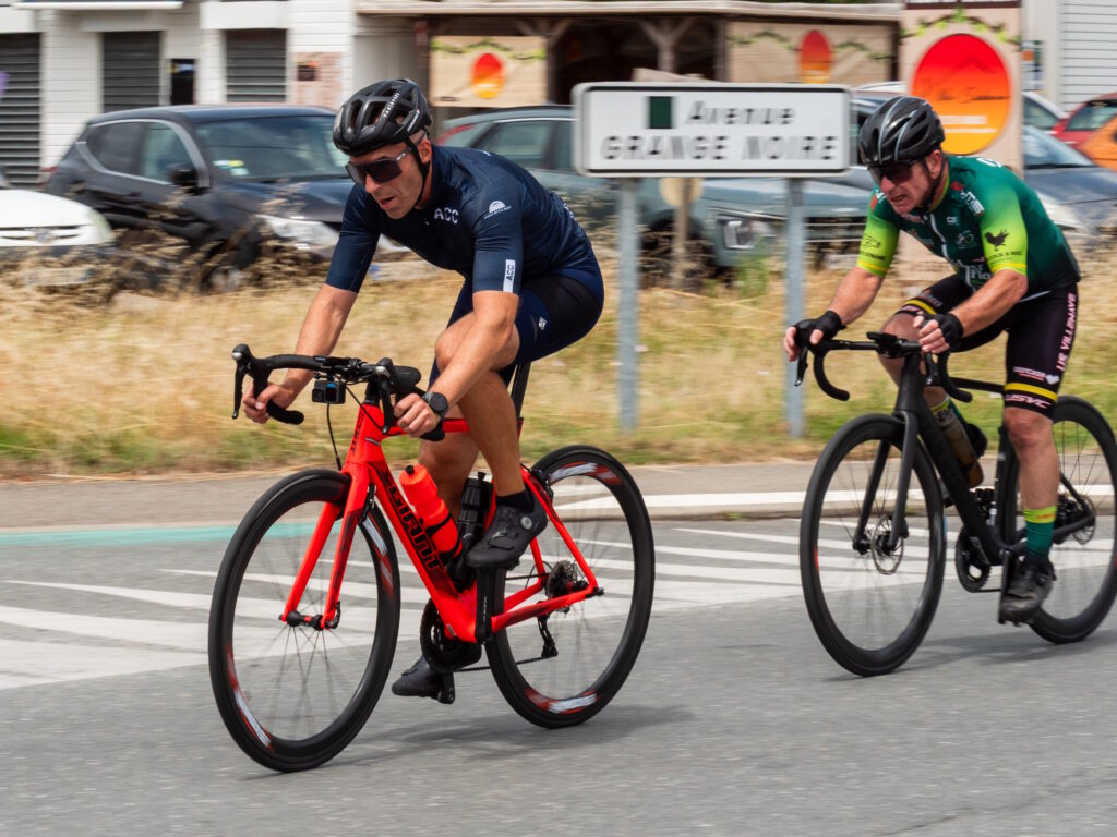 Relais à 2 cyclistes uniquement
